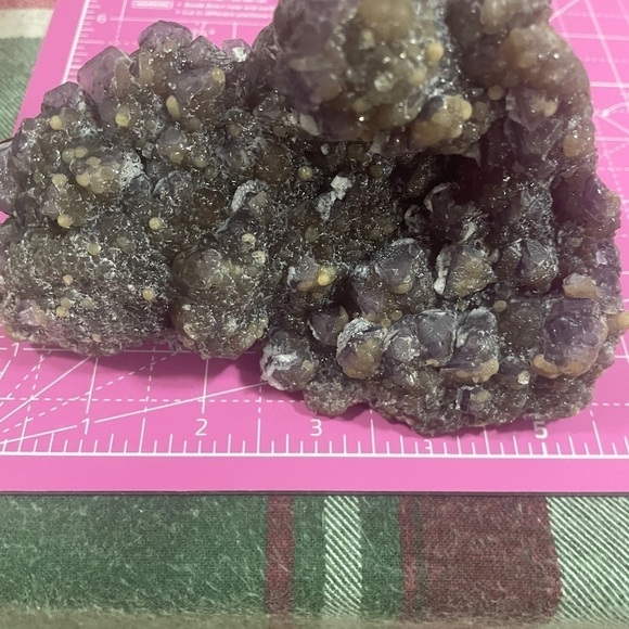WOWZA- unique stunning purple fluorite gemstone smothered in gold pyrite 6”x4”x3 - Picture 9 of 9